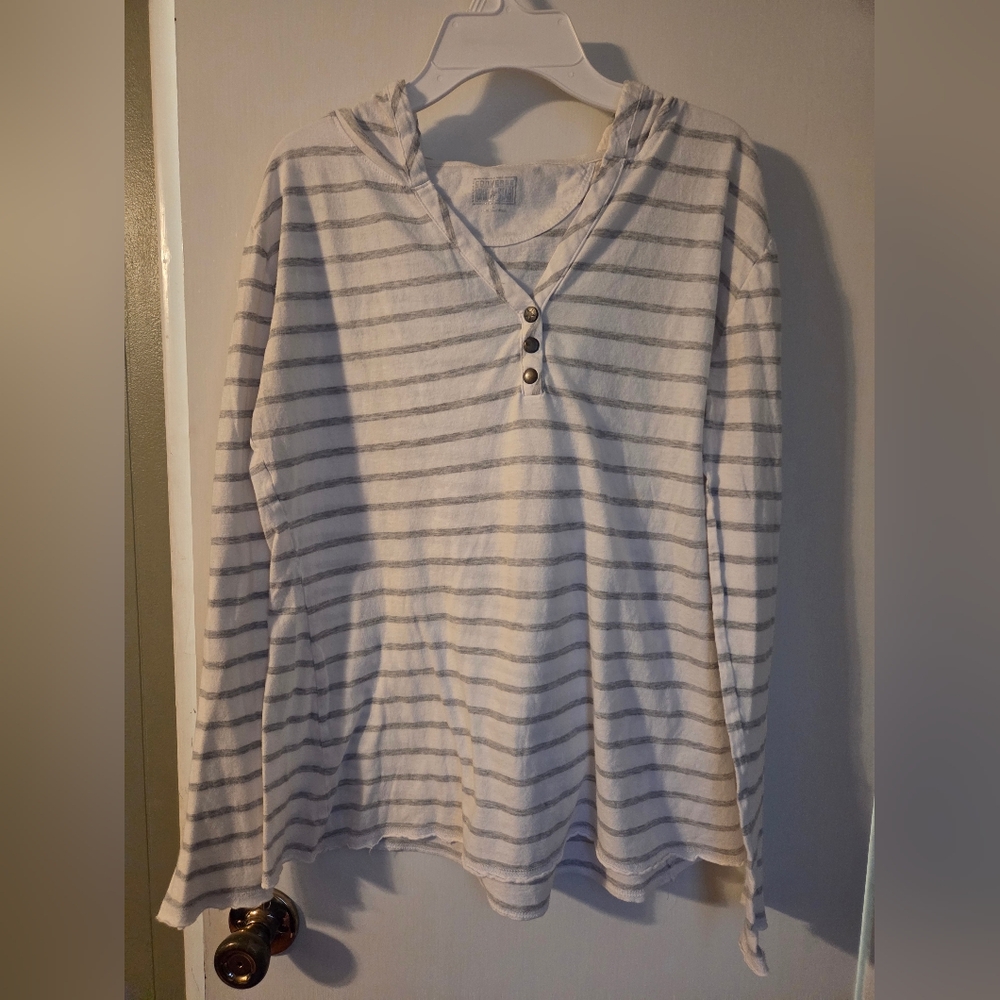Converse Gray and White Long Sleeve Tee